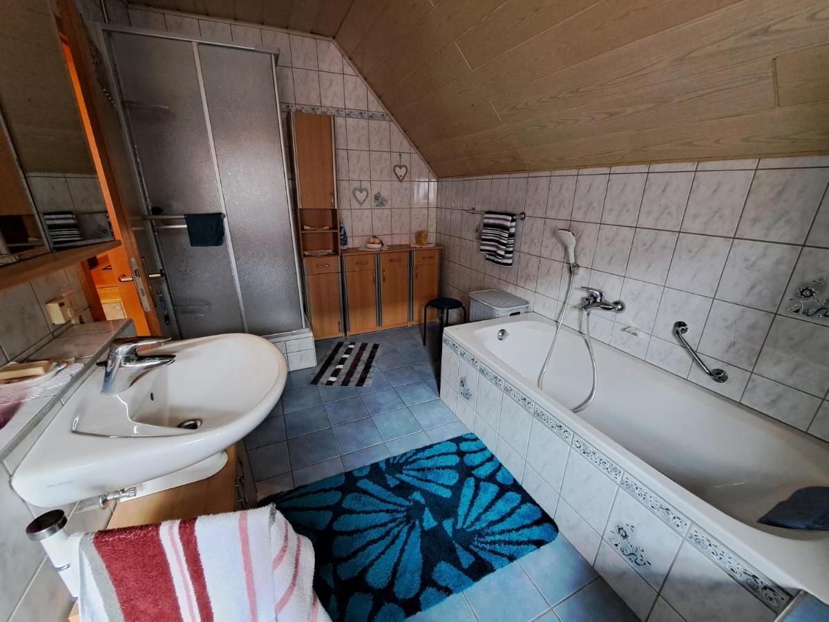 Ferienwohnung Sonja Mit Garten Und Freisitz Steinwiesen Bagian luar foto